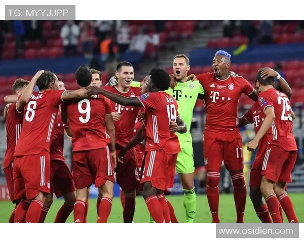 荣耀时刻足球巨星加冕全场见证辉煌瞬间燃爆热血激情